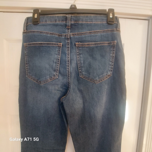 Celebrity Pink Flare Jeans 5/27 - Picture 7 of 9